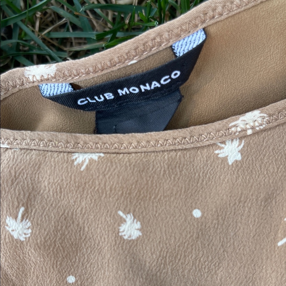 Club Monaco silk dress Top with white palm trees